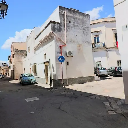 Dom wakacyjny Casa Vacanza La Naretina